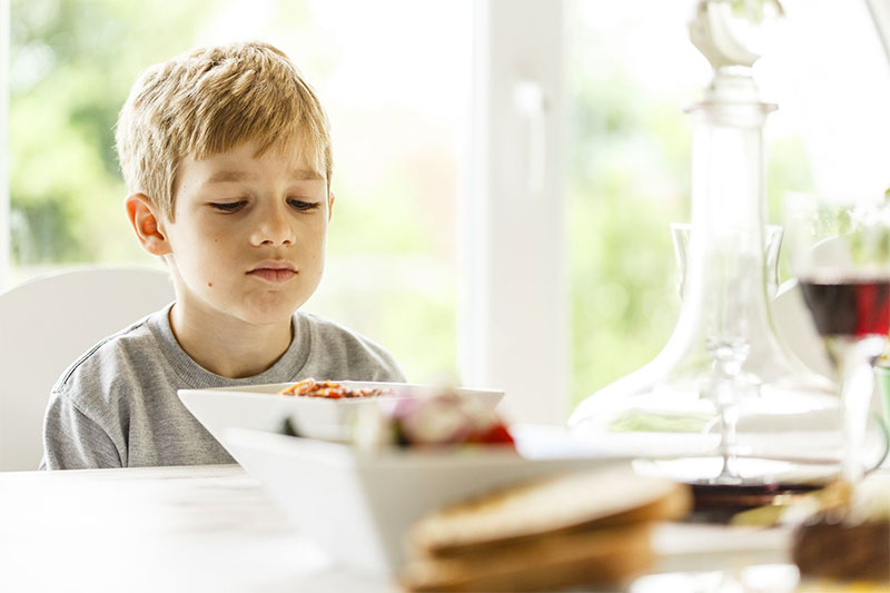 Meu filho não pára quieto para comer – Instituto de